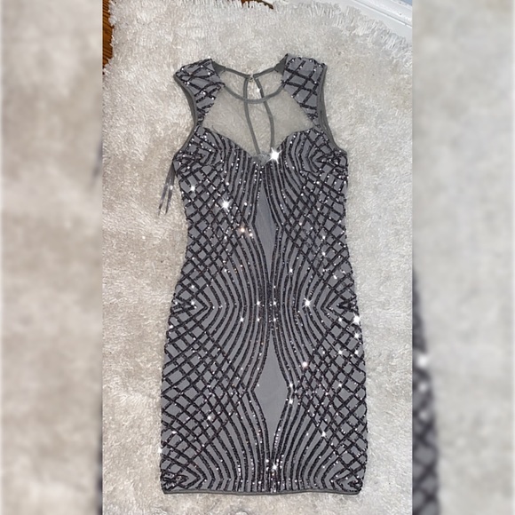 Dress - Picture 1 of 1